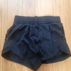 Black Women's Athletic Shorts All Motion MEDIUM